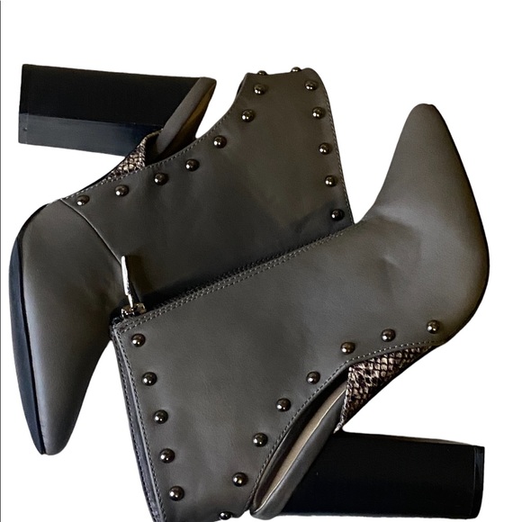 Mark Open Heel Booties - Picture 5 of 7